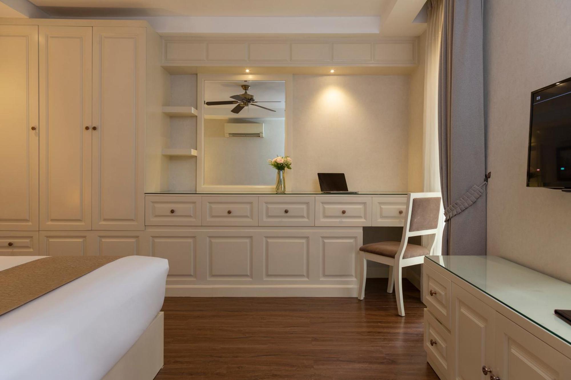 Anik Boutique Hotel Phnom Penh Exterior photo