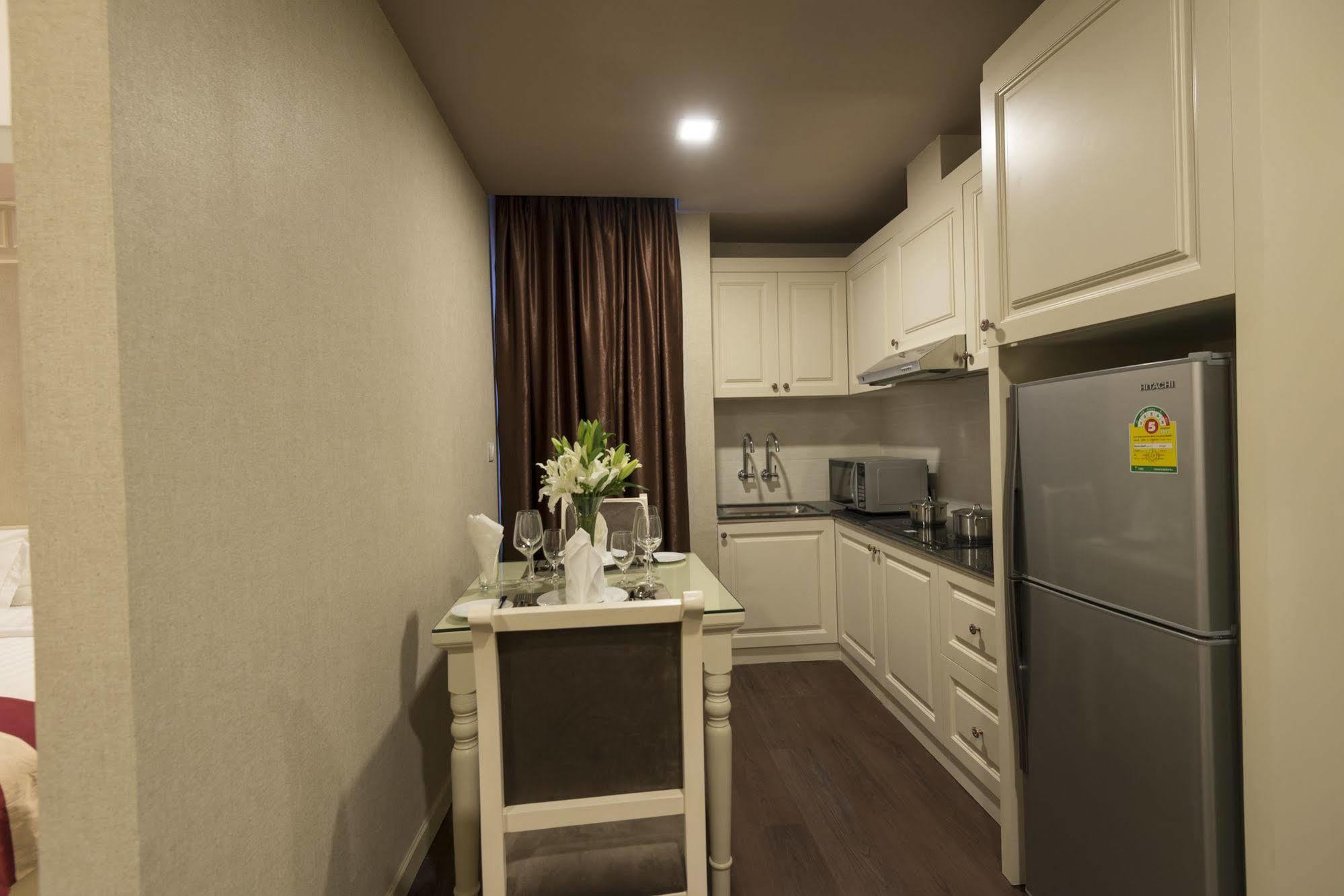 Anik Boutique Hotel Phnom Penh Exterior photo